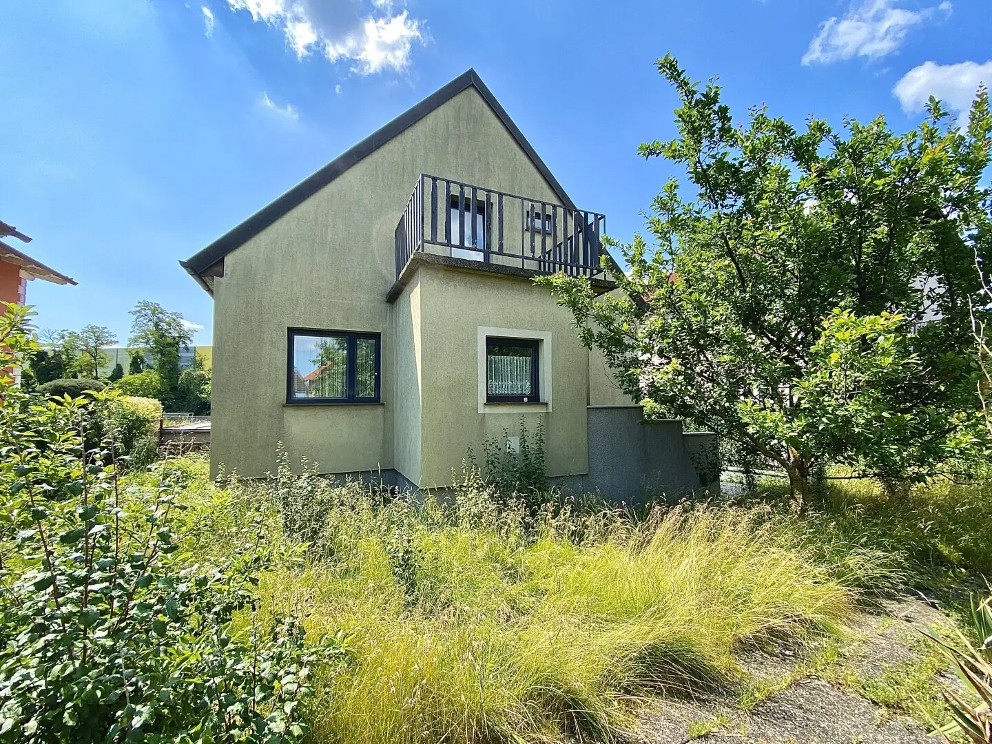 ca. 5 Autominuten von Wien I EINFAMILIENHAUS mit viel Potenzial I großer und privater Garten I beliebte Lage mit Top-Infrastruktur