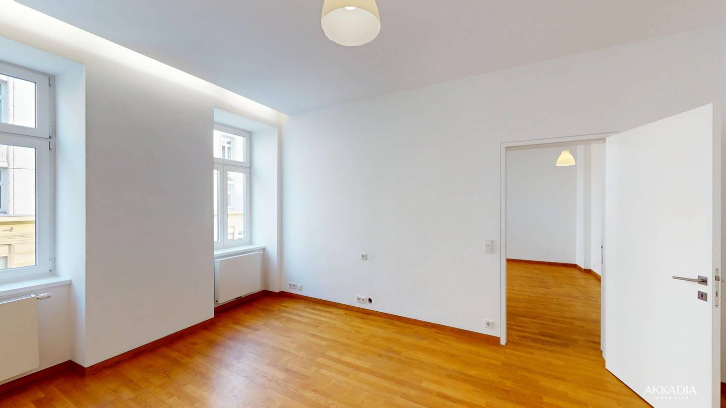 Cozy old building apartment near Wilhelminenstraße