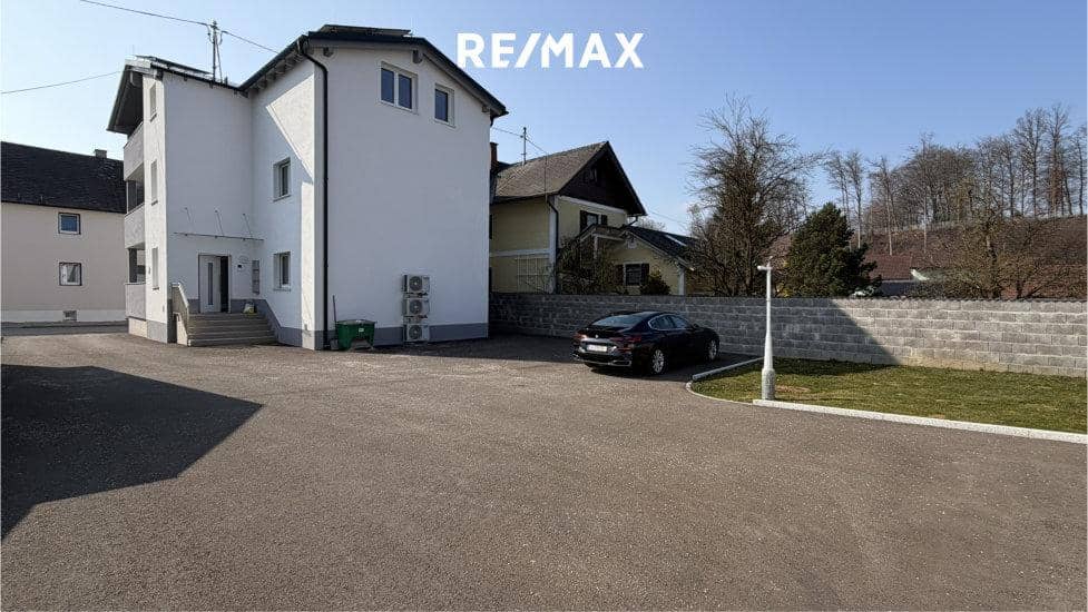 Neubauwohnung Erstbezug mit Loggia