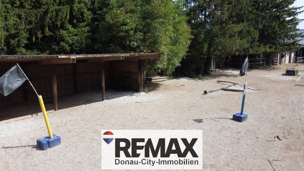 Development Property Pottendorf 6876m²