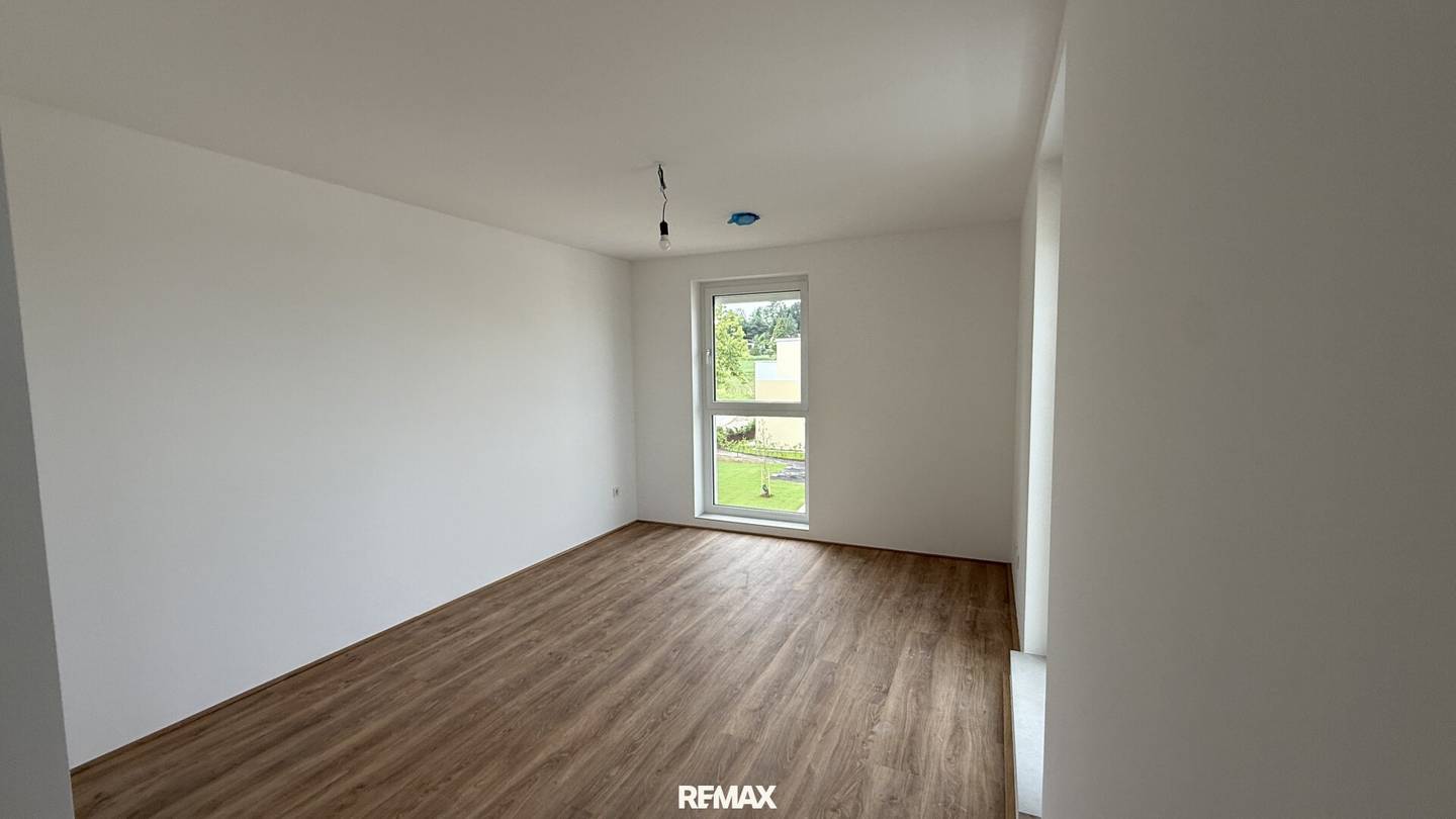 Brand new apartment with terrace and parking