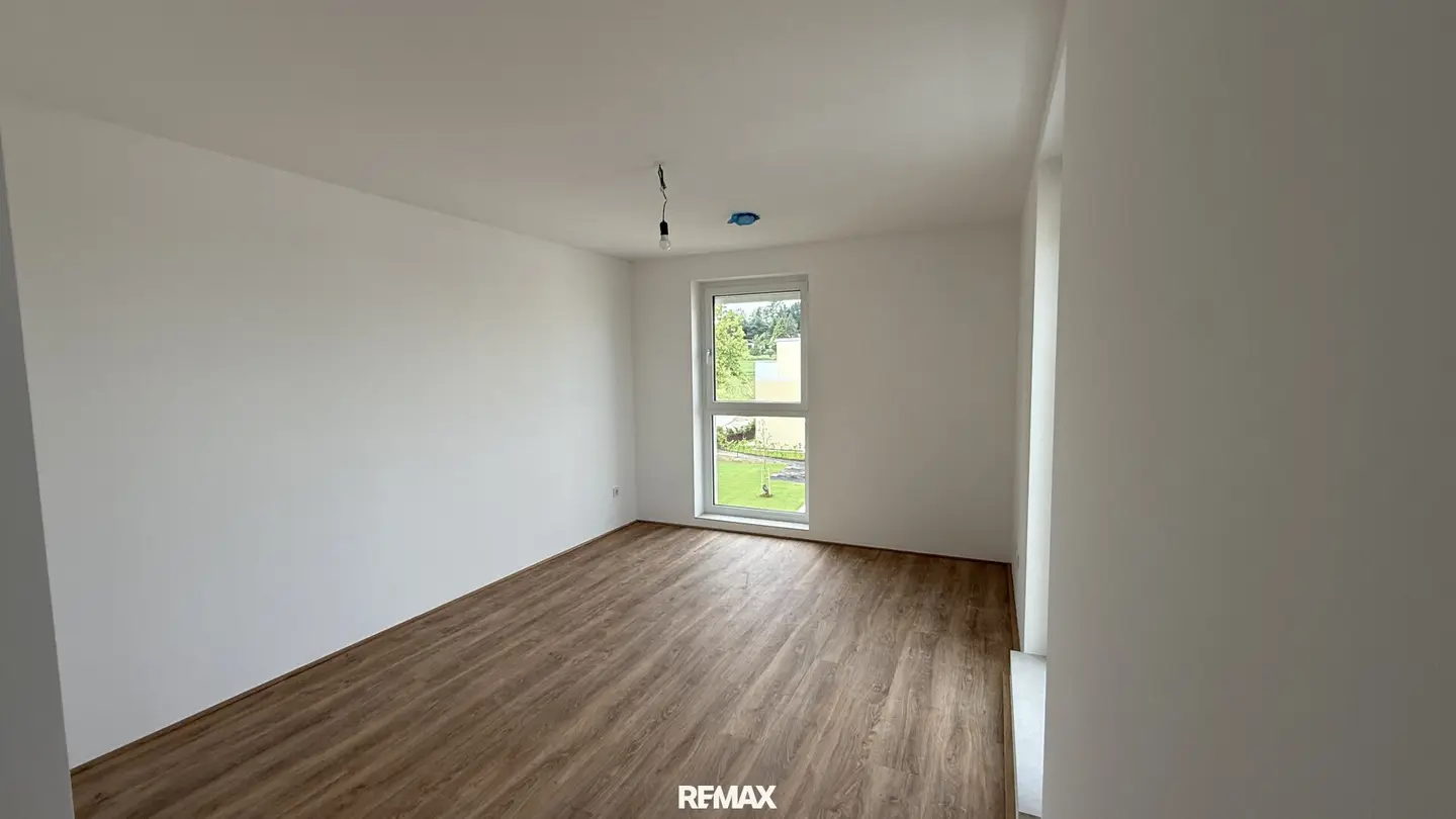 Brand new apartment with terrace and parking