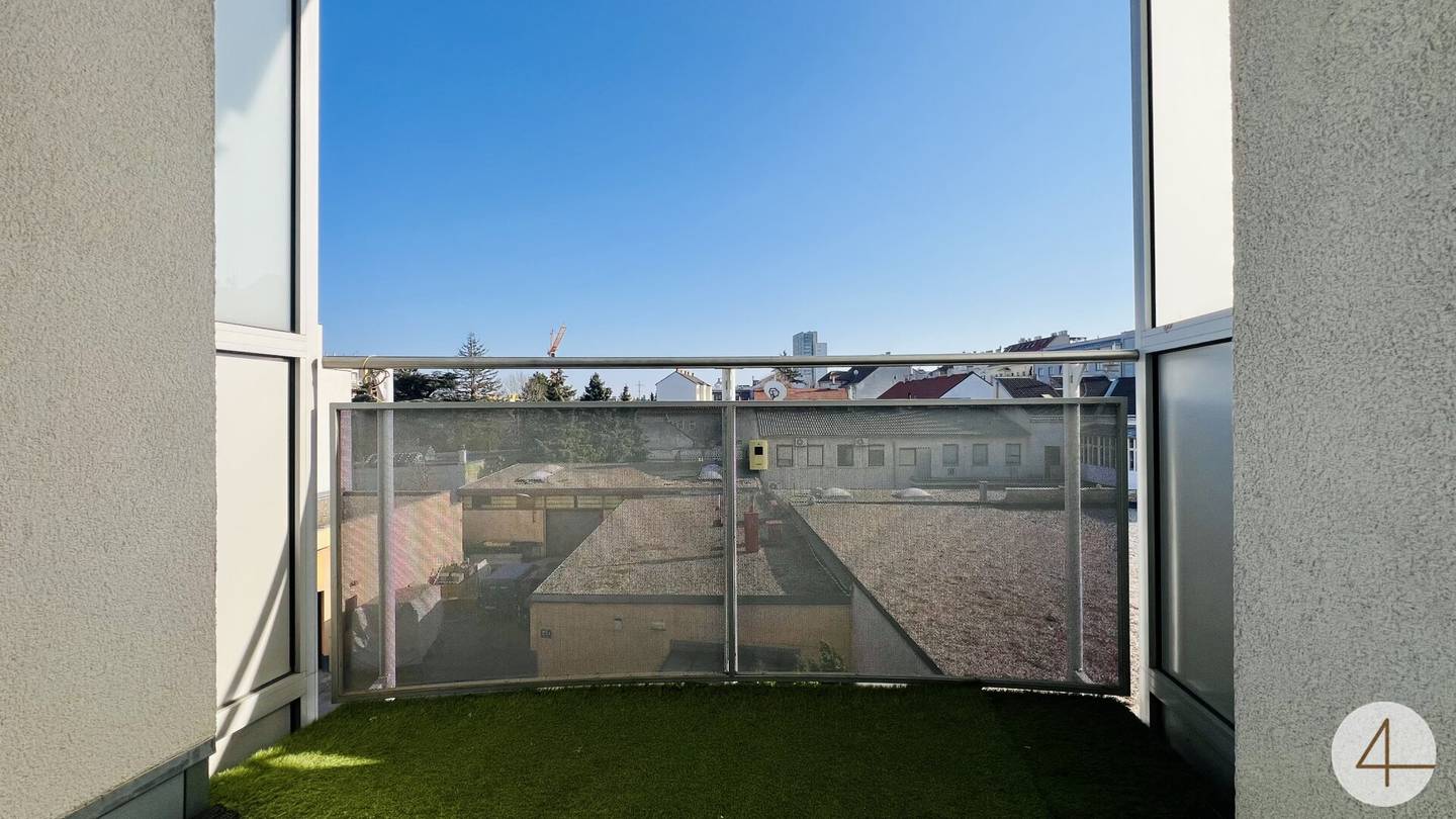 Apartment near U3 Enkplatz sunny loggia