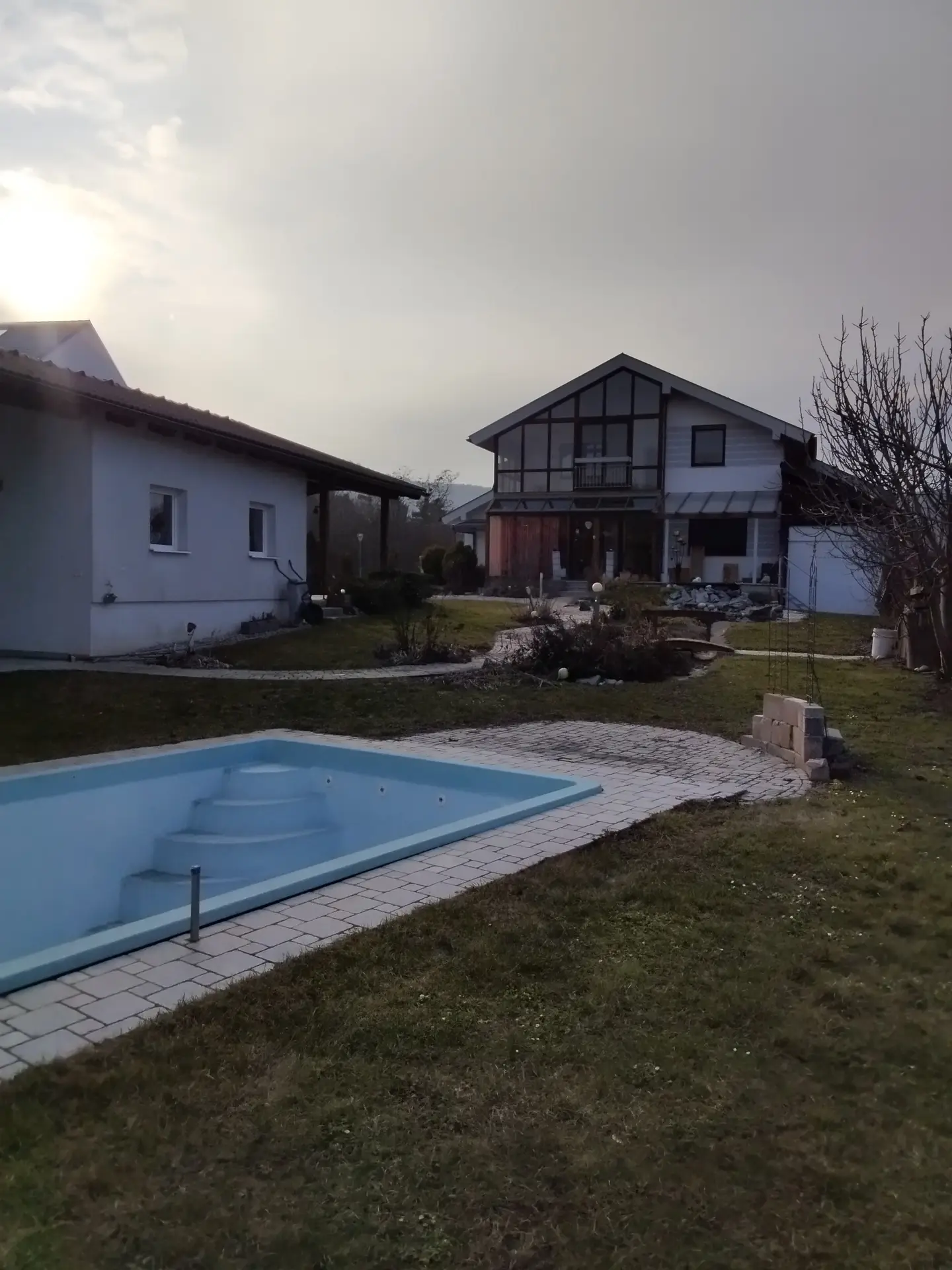 Quiet Wiesen, Property with Pool