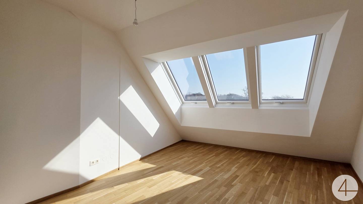 Dachgeschosswohnung Anlegerobjekt Kirchberg am Wagram Terrasse