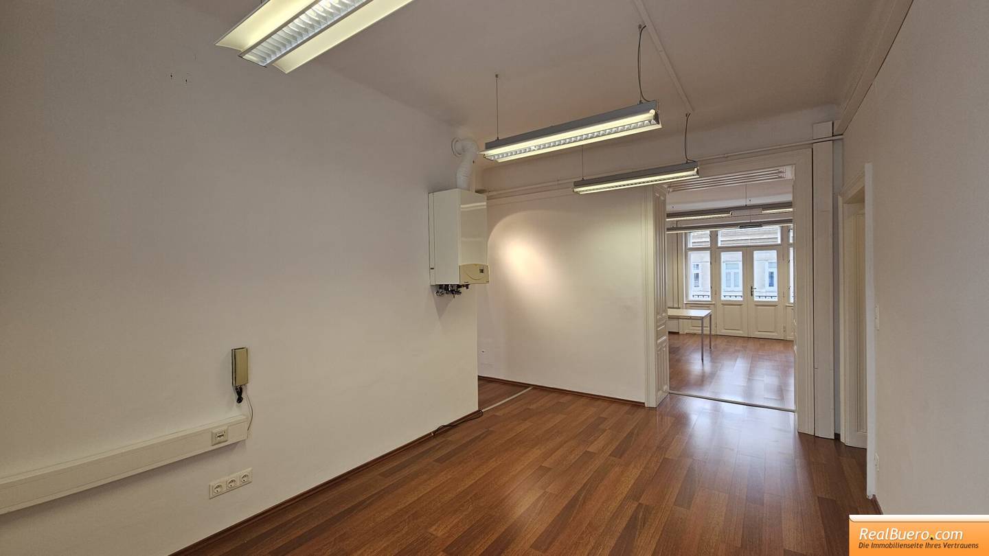Office space - very nice period building with elevator in Hardtgasse