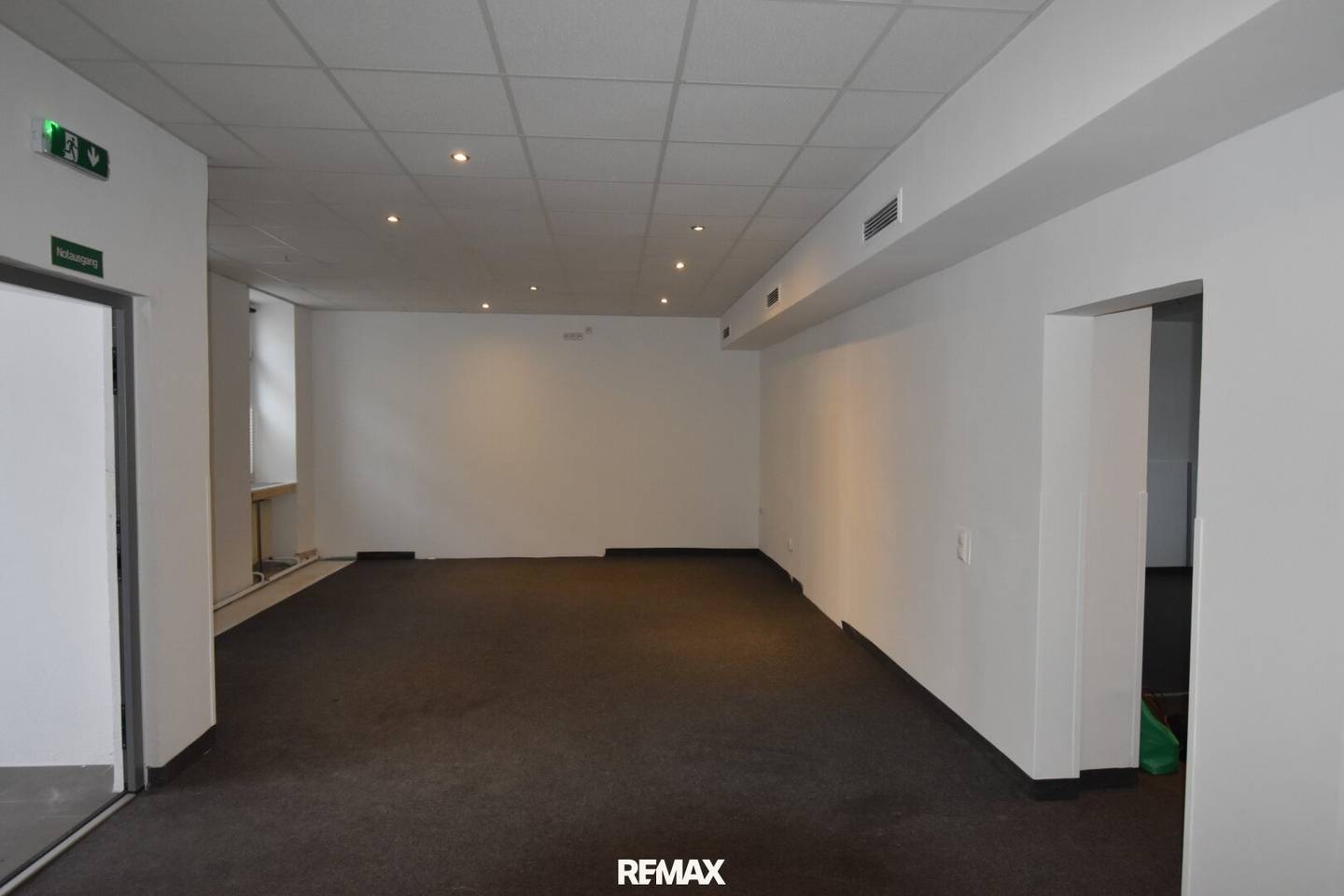 Central Office Space 90m² Amstetten