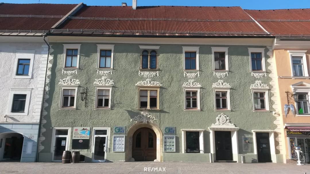 Wohn- und Geschäftshaus am Hauptplatz
