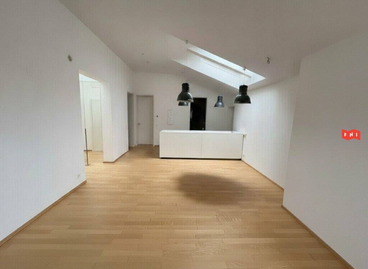 Dachgeschosswohnung am Froschberg mit Terrasse