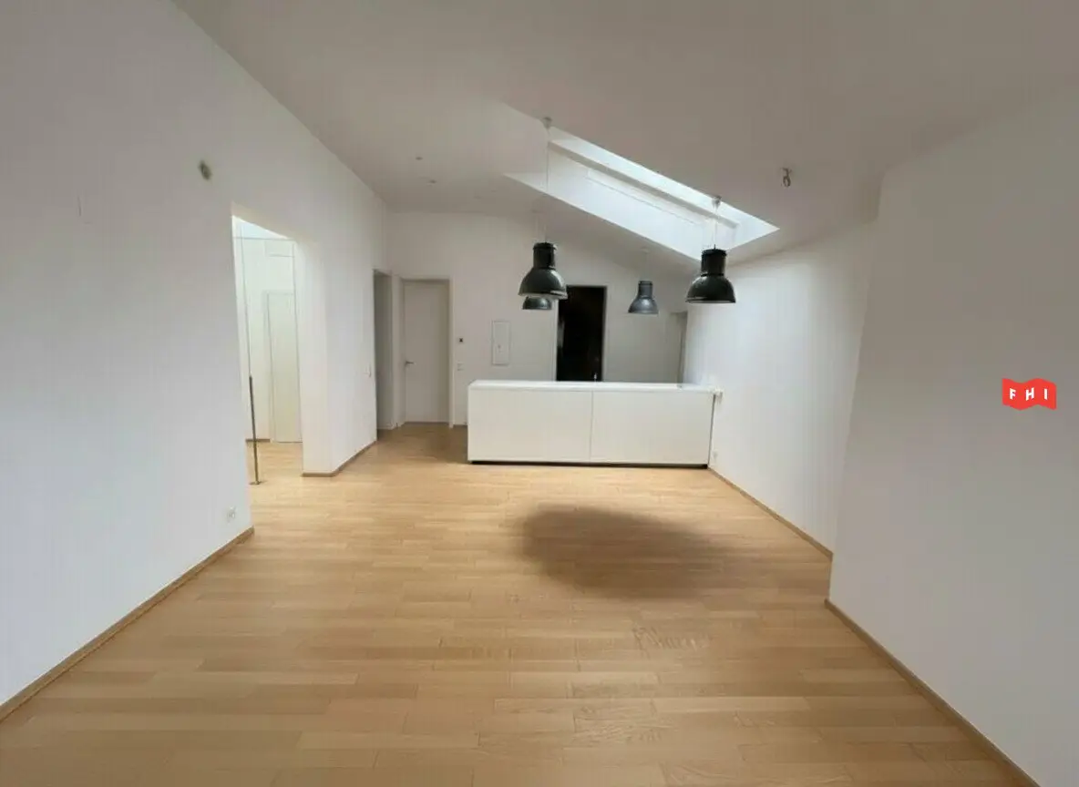 Dachgeschosswohnung am Froschberg mit Terrasse