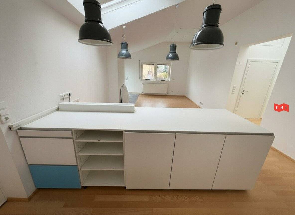 Dachgeschosswohnung am Froschberg mit Terrasse