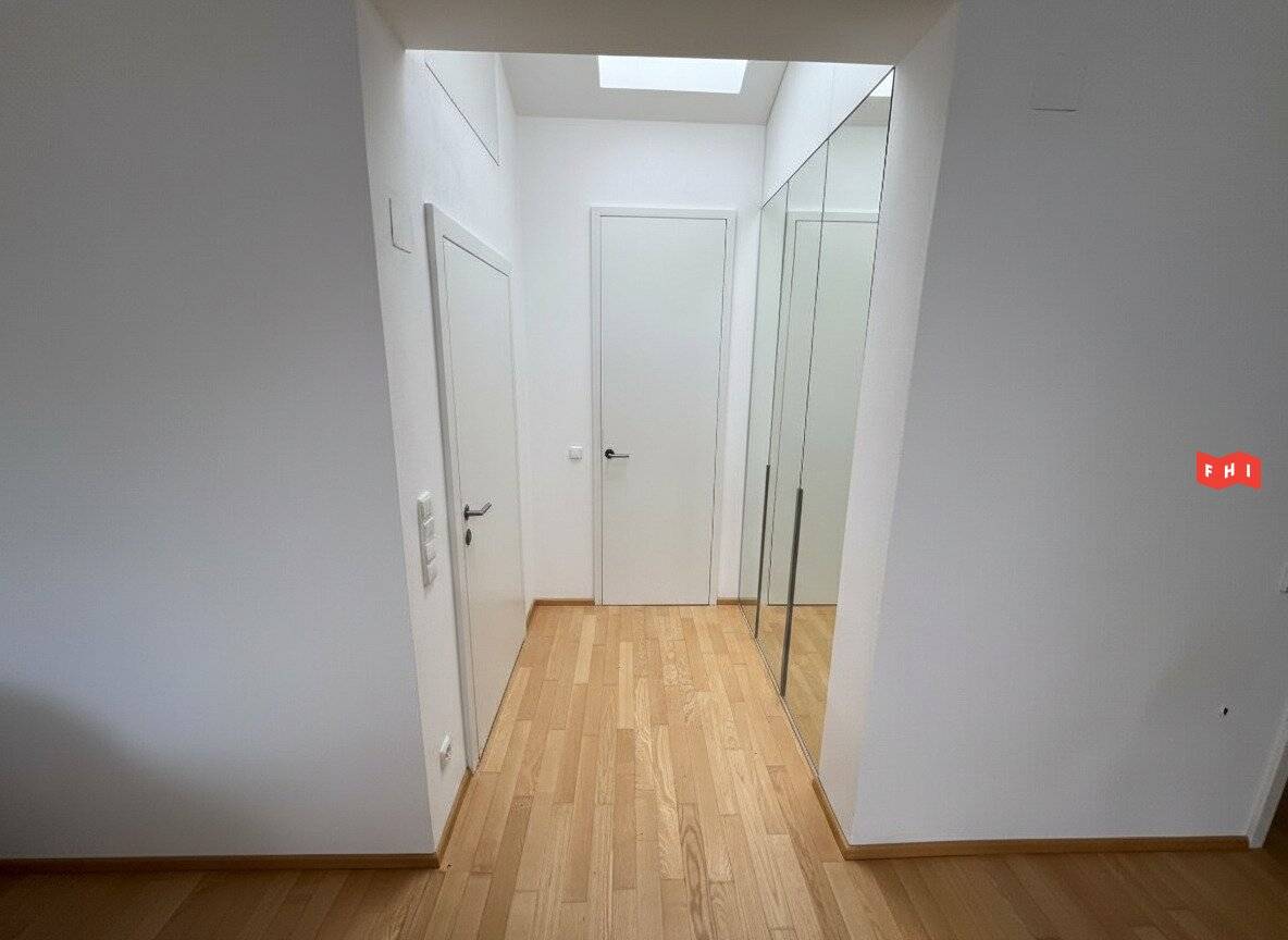 Dachgeschosswohnung am Froschberg mit Terrasse