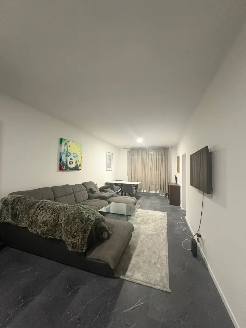 Wohnung mit großer Terrasse und Whirlpool