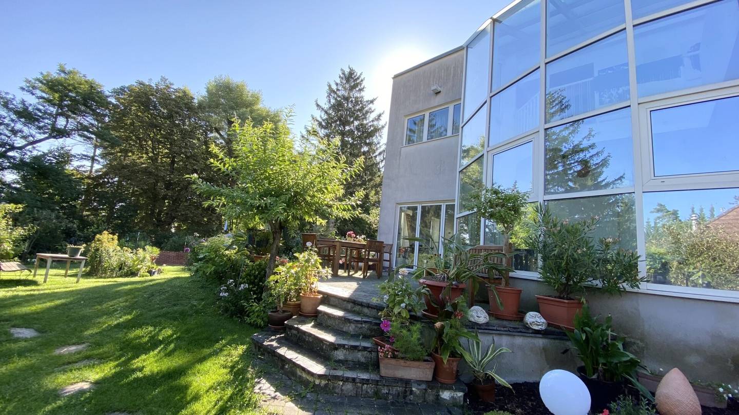 Einfamilienhaus in Speisinger Ruhelage mit großem, schönem Garten zu verkaufen!