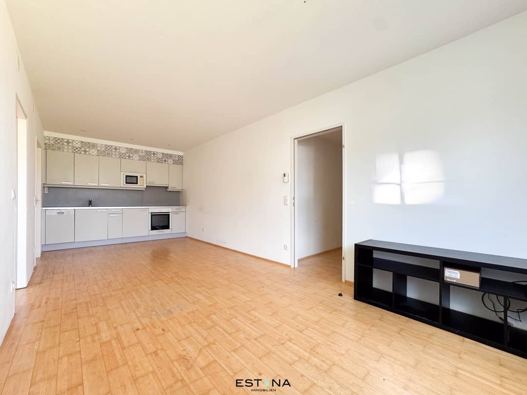 Wohnung near Mariahilfer Straße with lift