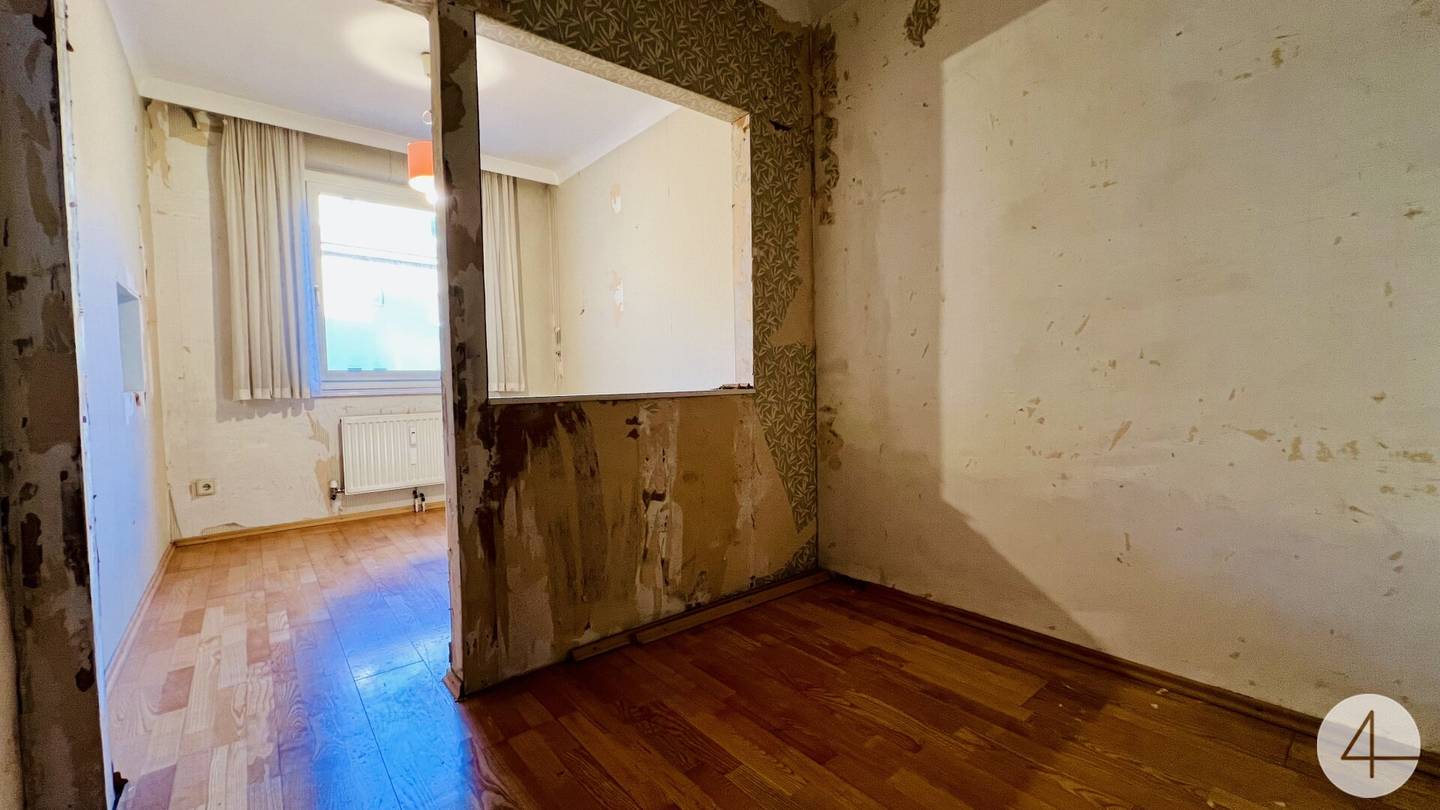 Wohnung nahe U1 Troststraße 0,3 km 4 Zimmer