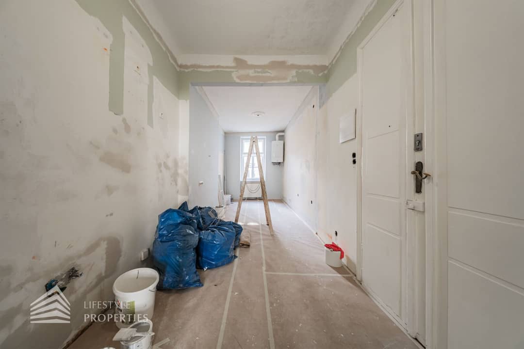 Wohnung Altbau mit hohen Decken