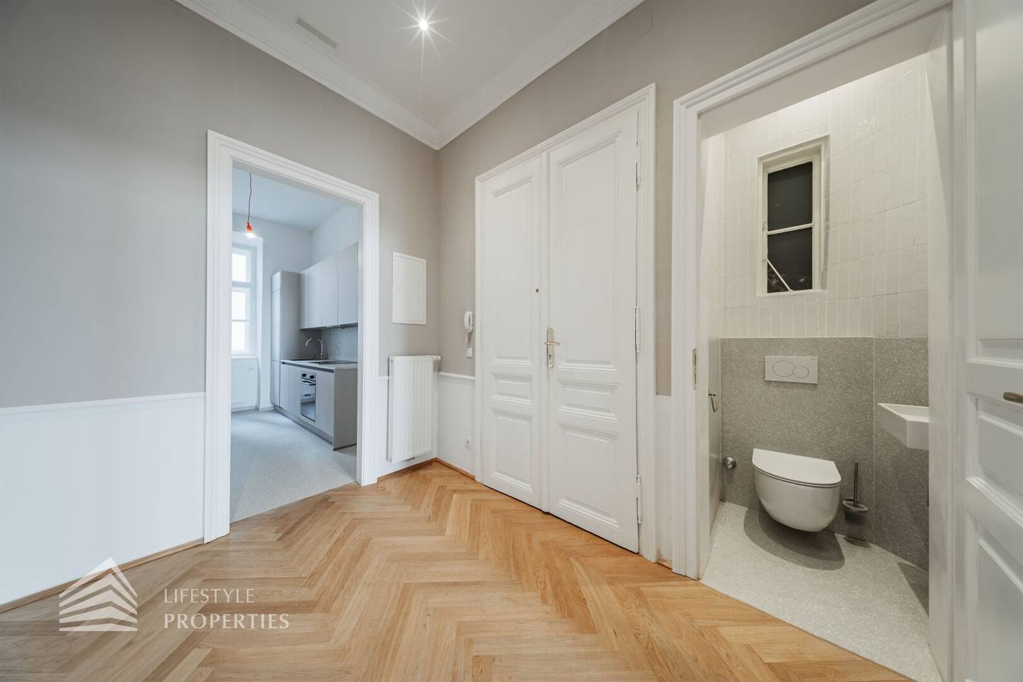 Apartment High quality renovated Altbau quiet