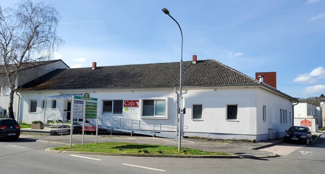 Commercial Space 278m² with Café in Stoob