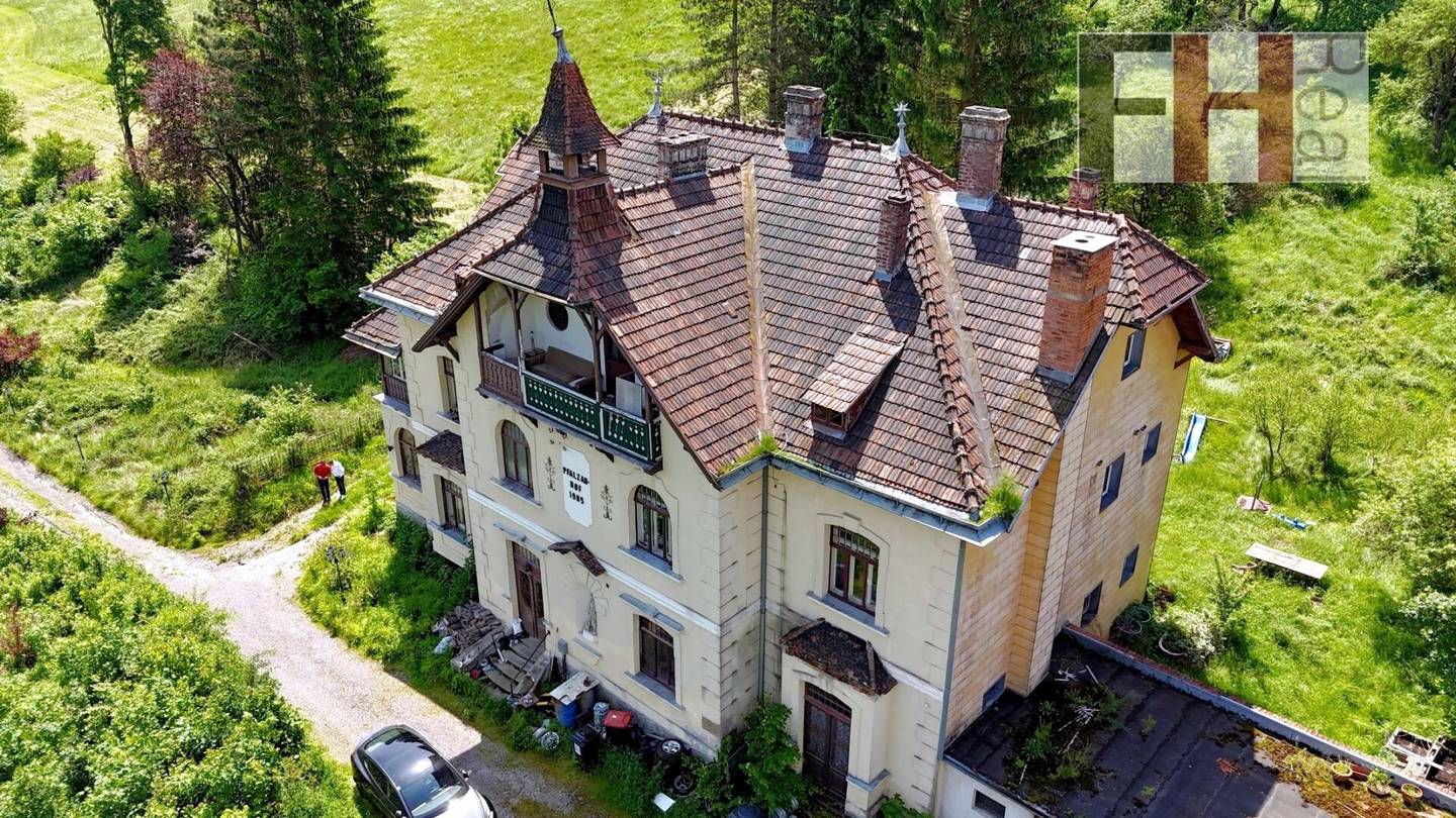 Herrenhaus Pressbaum, 476m², 94.785m² Grund