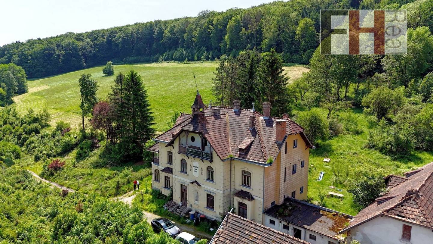 Herrenhaus Pressbaum, 476m², 94.785m² Grund