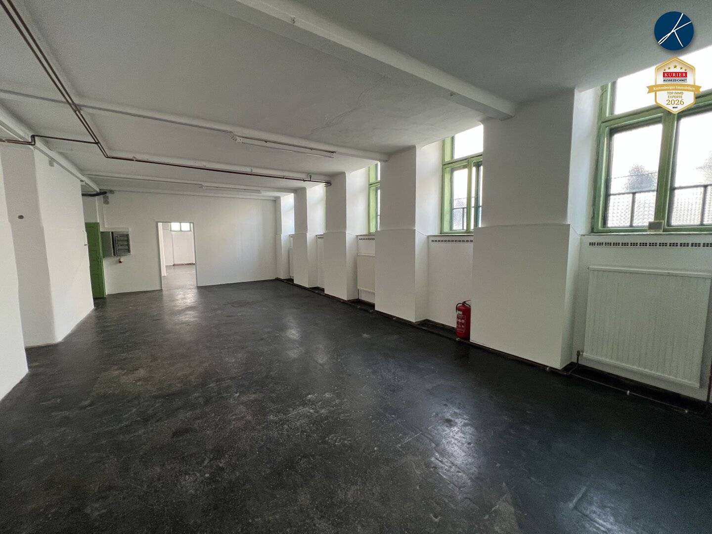 Commercial Hall Gersthof 204m²