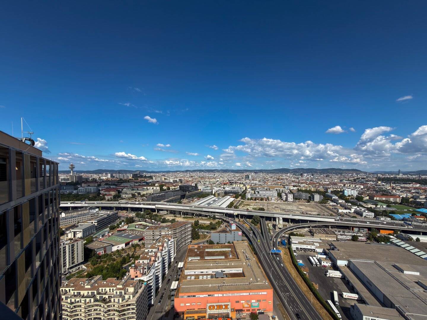 Dachgeschosswohnung Panoramablick im Q Turm mit Tiefgaragenplatz