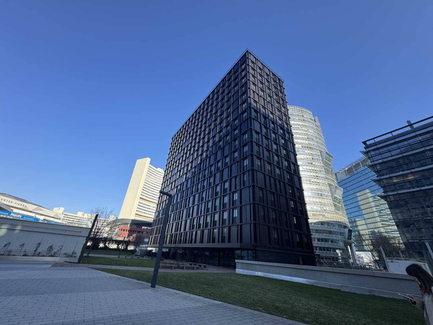Commercial Space DC Flats 148m²