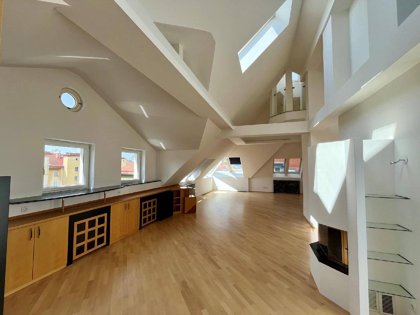 Dachgeschosswohnung three terraces Wintergarten