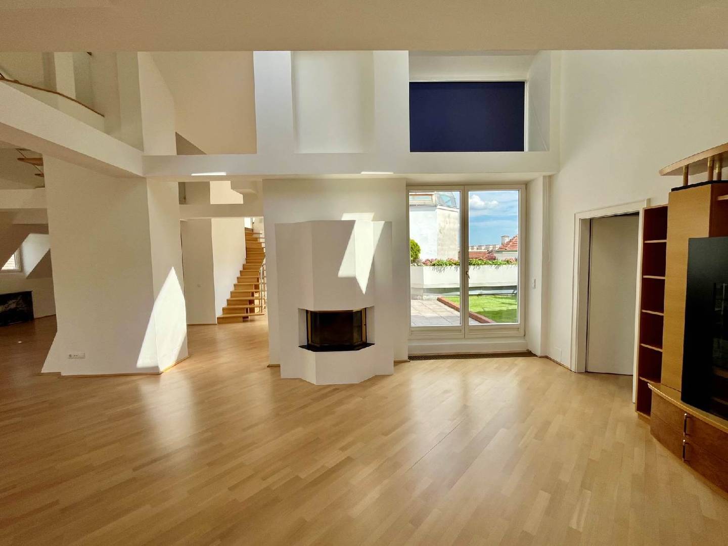 Dachgeschosswohnung three terraces Wintergarten