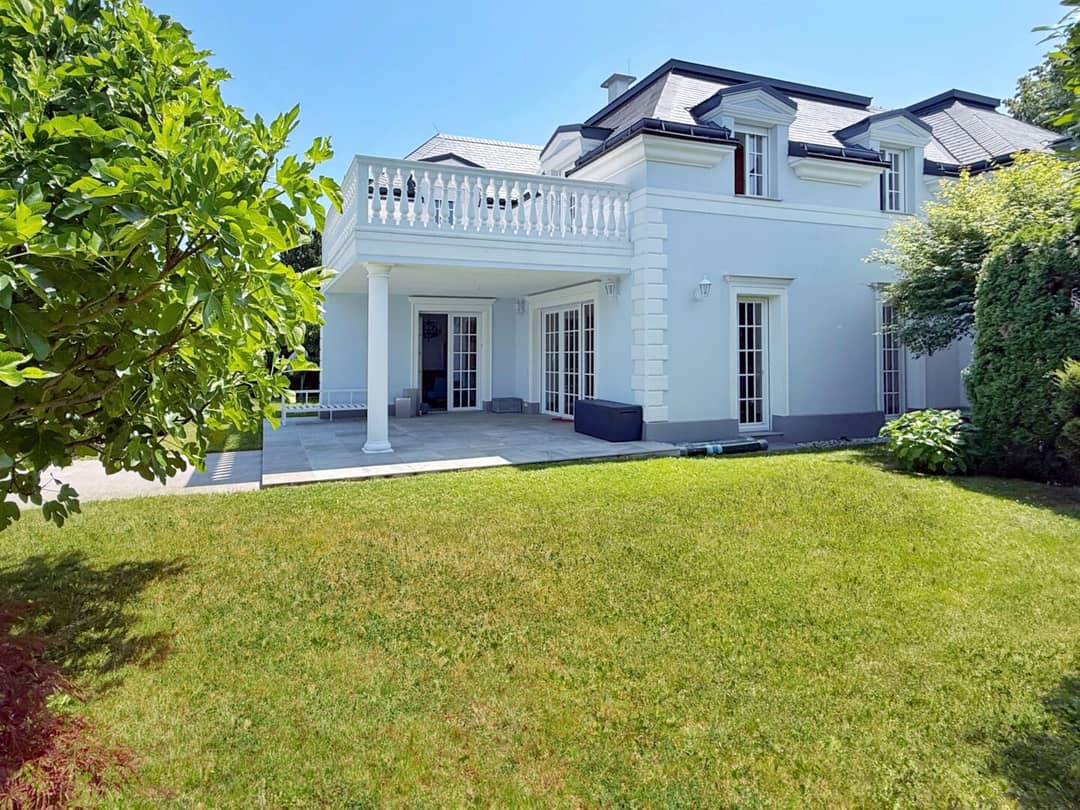 Villa in Fontana Golfpark, 212m²
