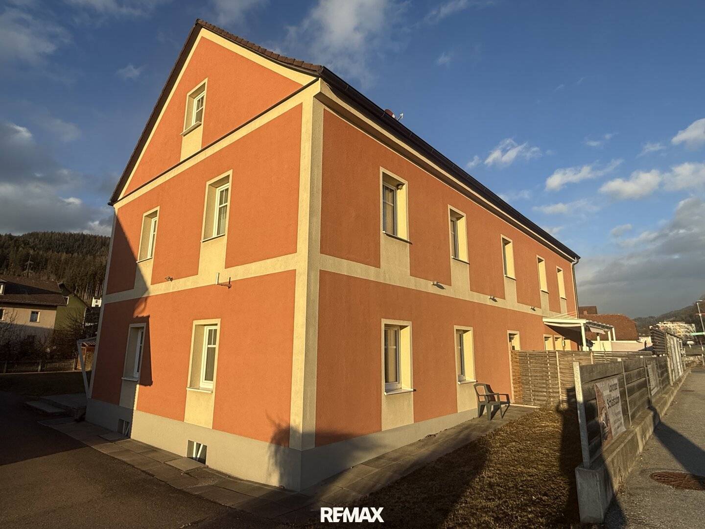 Renovated Tenement 568m² Kindberg
