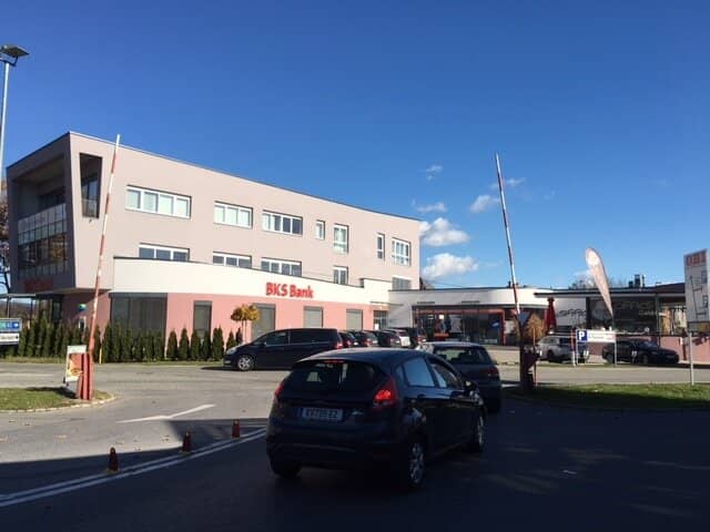 Vollvermietetes Geschäftshaus, 1300m², 6% Rendite