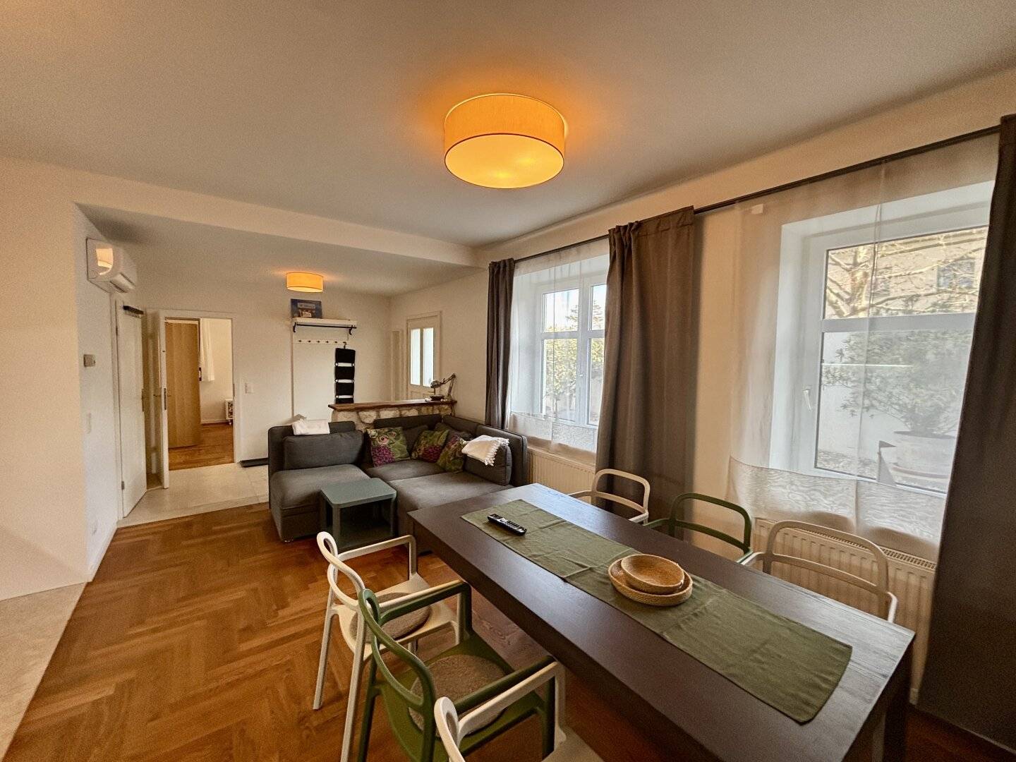 Wohnung Zentrumslage Neusiedl Terrasse Innenhof