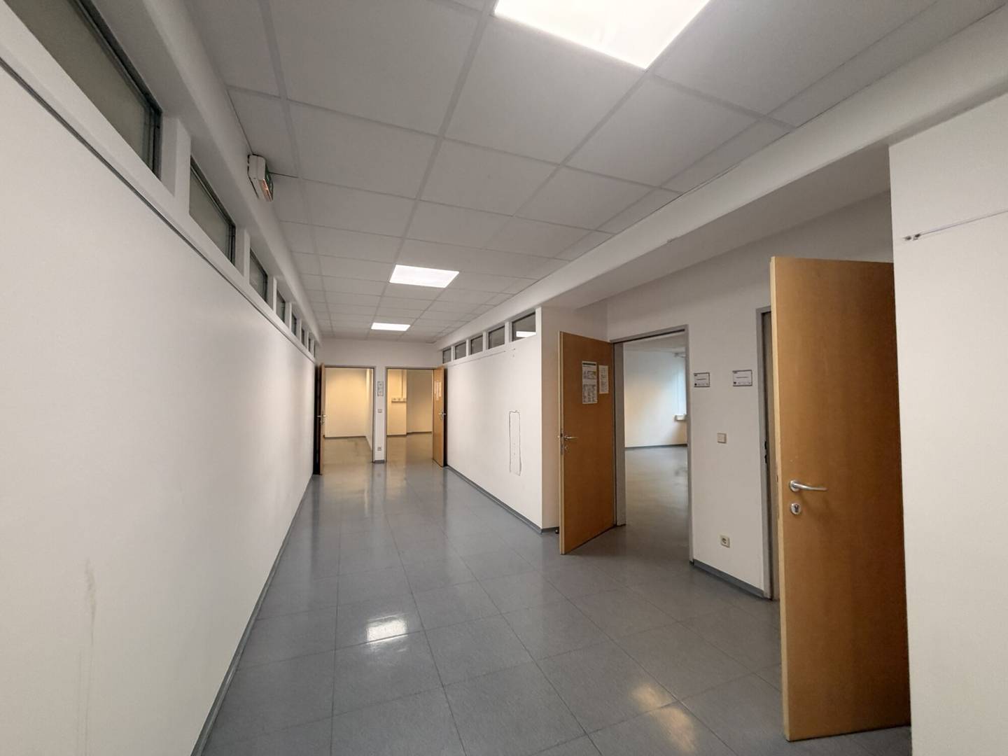 Office Space 580m² Meidling
