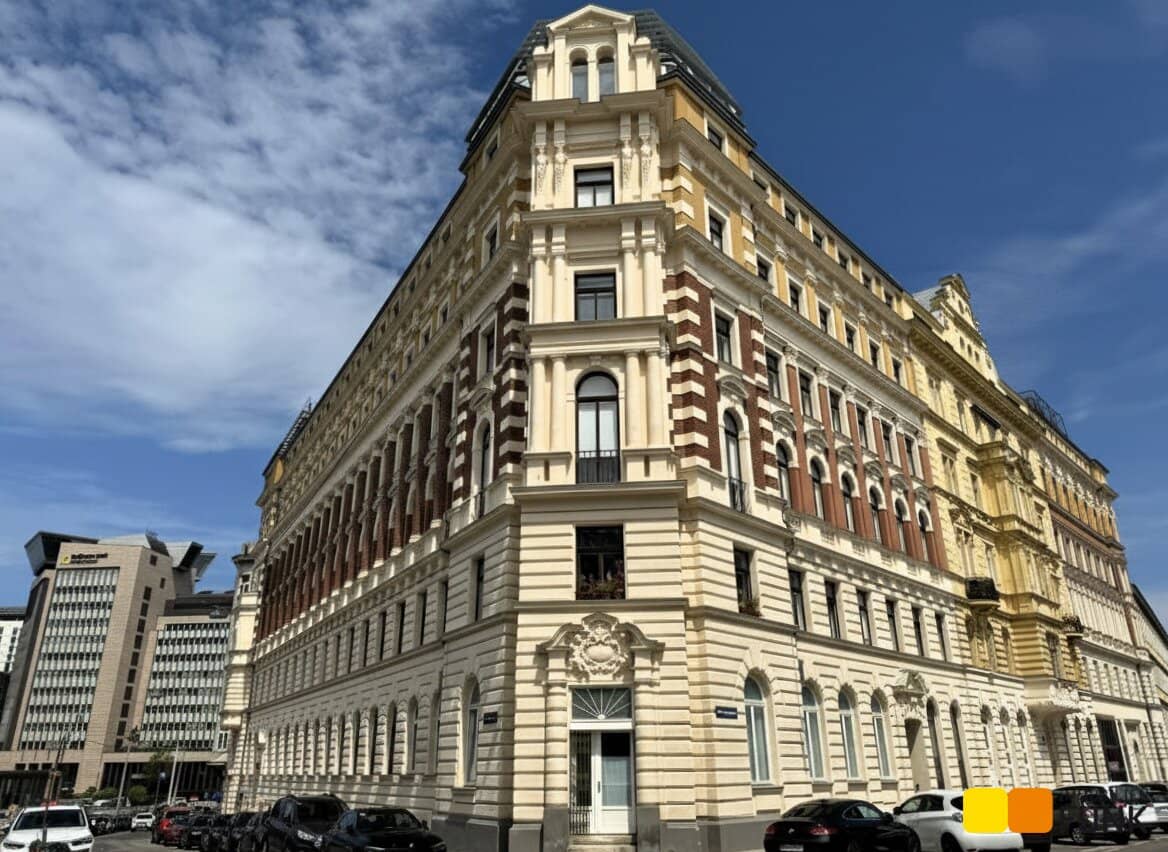 Dachgeschosswohnung mit großer Dachterrasse nahe Stadtpark
