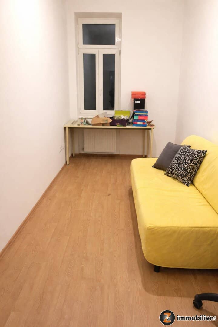 Wohnung nahe U3 im Altbau