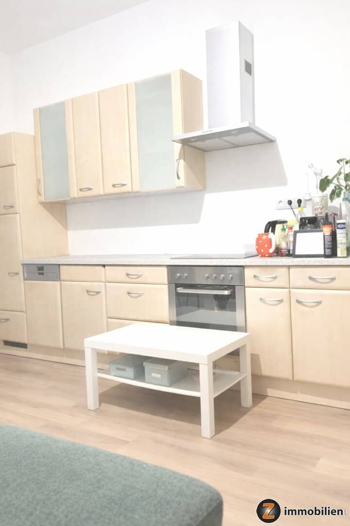 Wohnung nahe U3 im Altbau