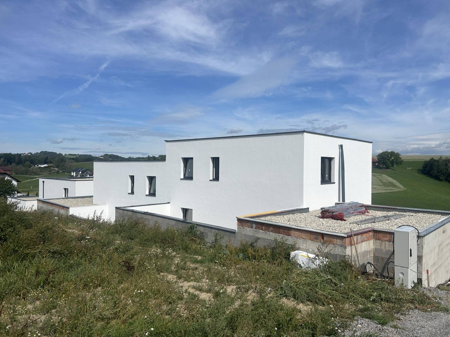 Neues Luxushaus mit Pool in Herzogsdorf
