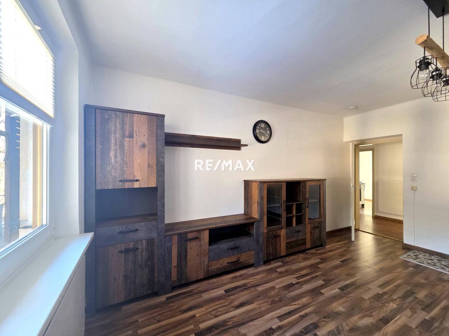 Fully furnished apartment with parking