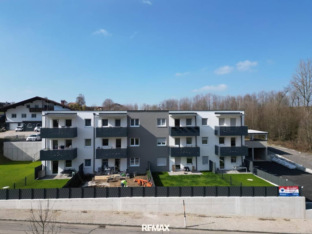 Neubau Wohnung Luftwärmepumpe Fußbodenheizung