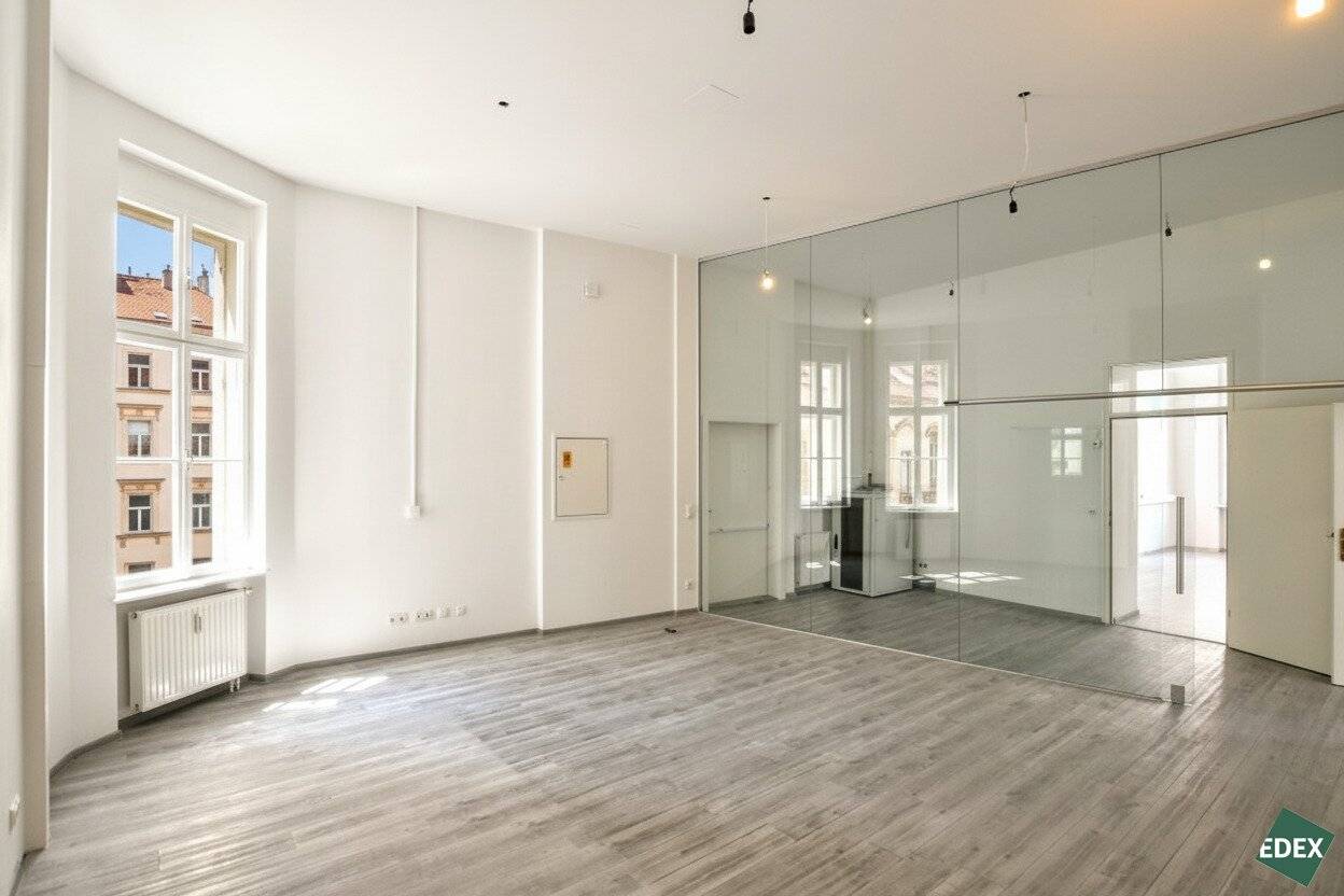 Bright 200m² Office Space in Vienna 3