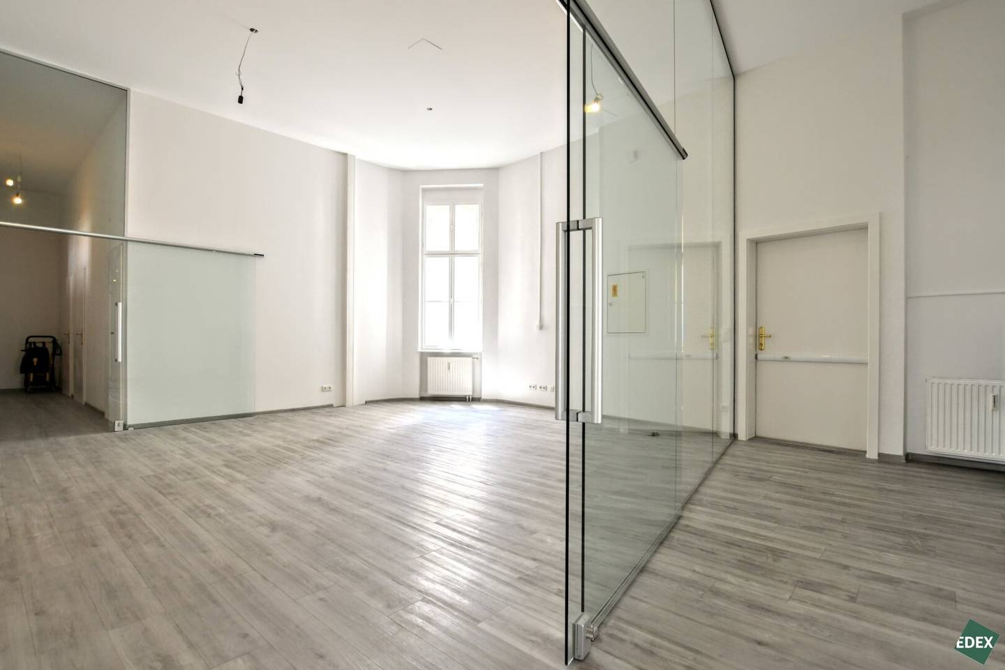 Bright 200m² Office Space in Vienna 3