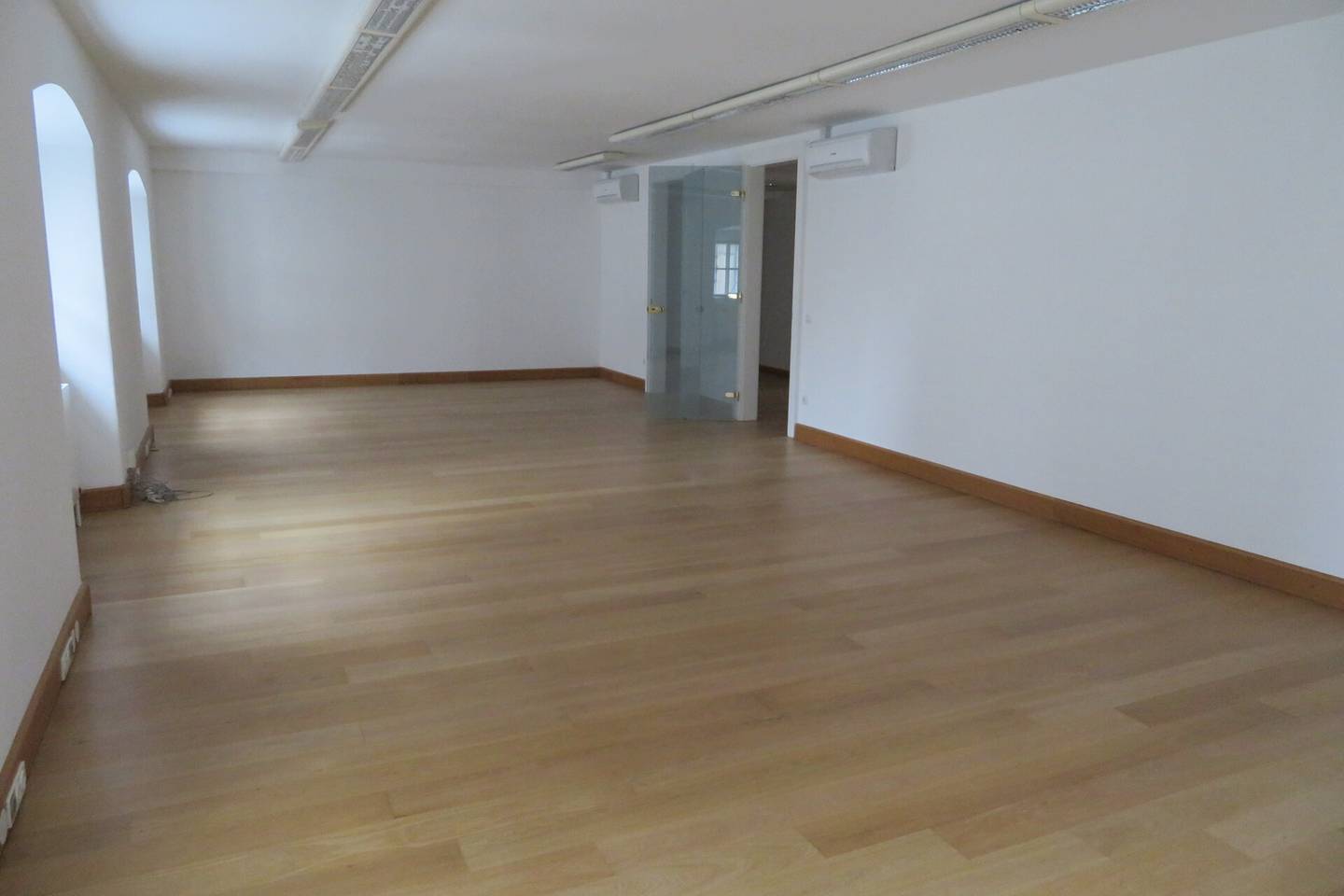 Office in Baroque Palace Vienna 1010