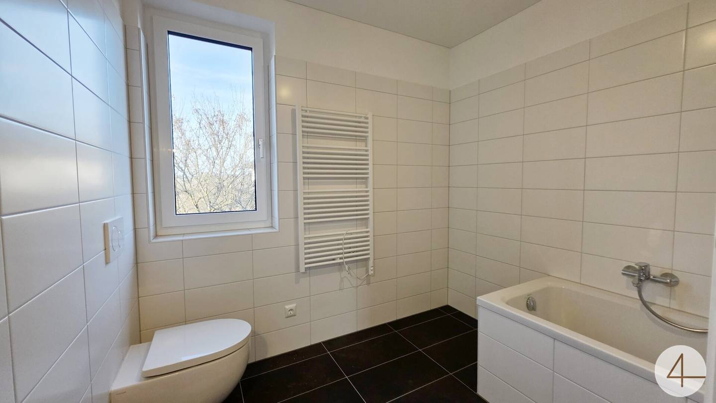 Terraced house with buy option in Wendling