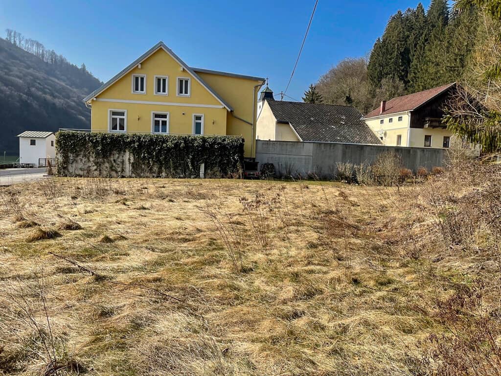 Donaugrundstück 2324 m² St. Nikola