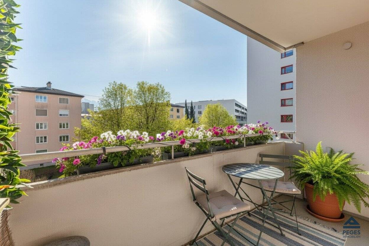 Apartment with south facing balcony and lift near Salzach