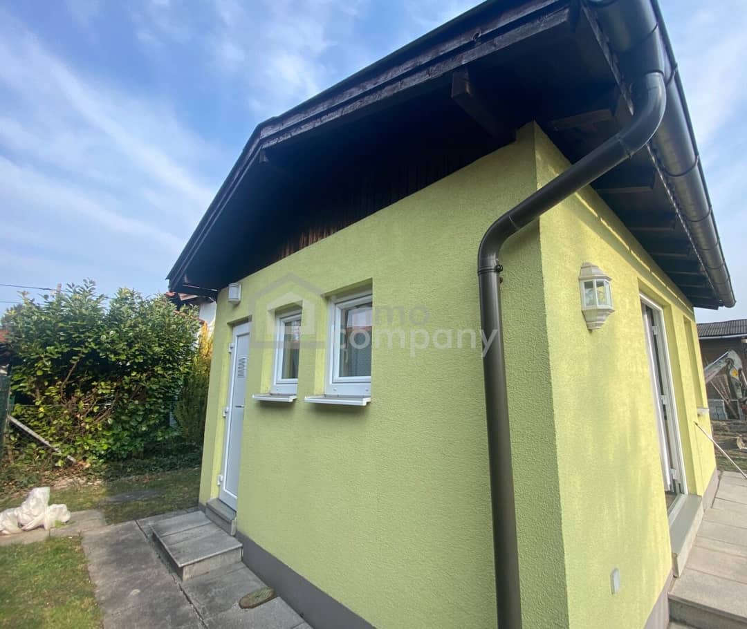 Own plot with garden house in Prater