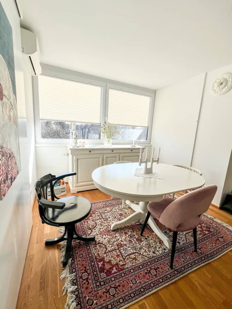 4-Room Apt w/ Garden in Mauer