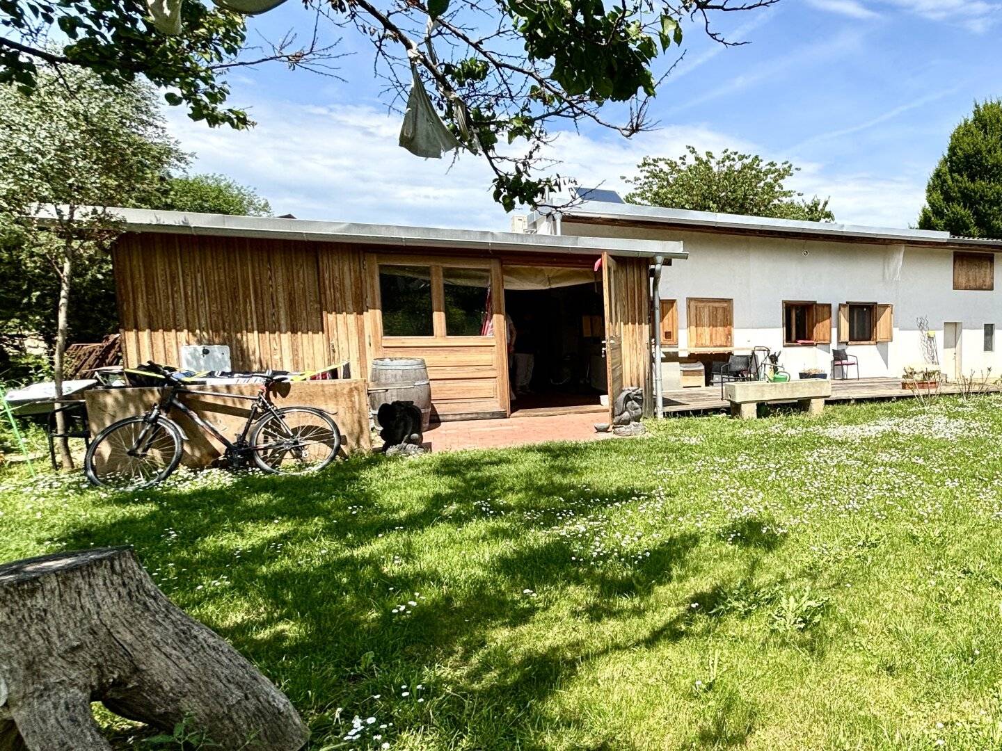 Baugrundstück 1109m² mit Haus, Neusiedl
